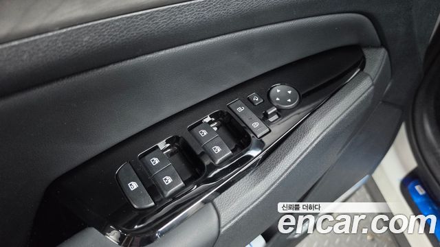 Kia Sportage (V) Gasoline 1.6 Turbo 2WD 30TH Edition 2024 — фото 45
