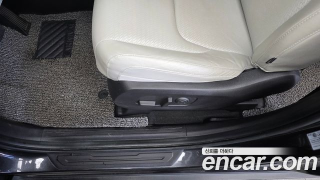 Kia Carnival (IV) Diesel 7-Seater Noblesse 2021 — фото 31