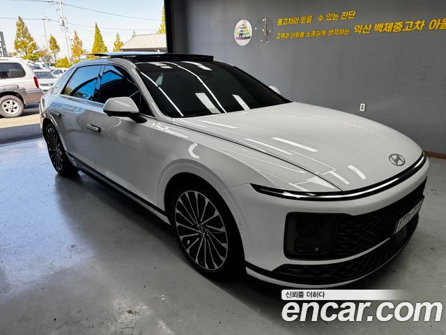 Hyundai Grandeur Hybrid (GN7) Calligraphy