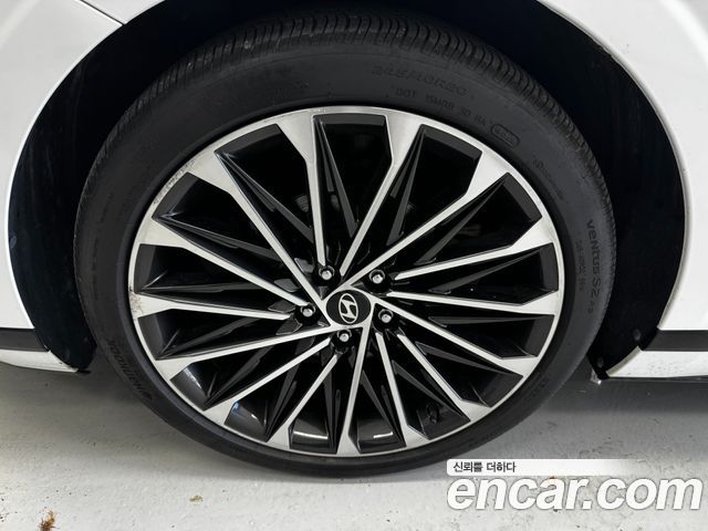 Hyundai Grandeur Hybrid (GN7) Calligraphy 2023 — фото 5