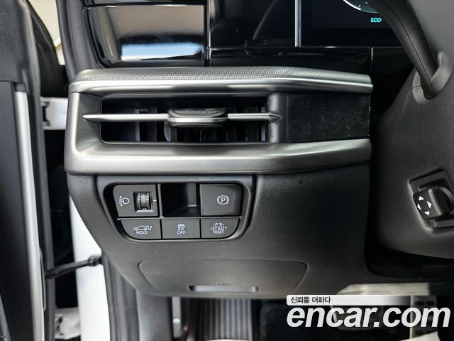 Hyundai Grandeur Hybrid (GN7) Calligraphy 2023 — фото 16