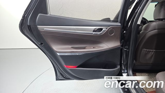 Hyundai Grandeur (IG) 3.0 LPi Exclusive 2020 — фото 25