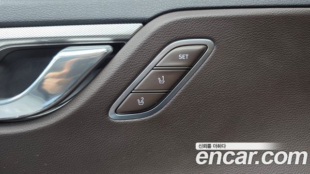 Hyundai Grandeur (IG) 3.0 LPi Exclusive 2020 — фото 32
