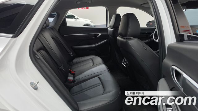 Hyundai Sonata The Edge (DN8) 2.0 Exclusive 2025 — фото 11