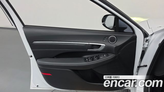 Hyundai Sonata The Edge (DN8) 2.0 Exclusive 2025 — фото 24