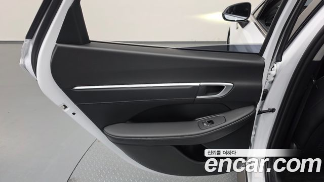 Hyundai Sonata The Edge (DN8) 2.0 Exclusive 2025 — фото 25