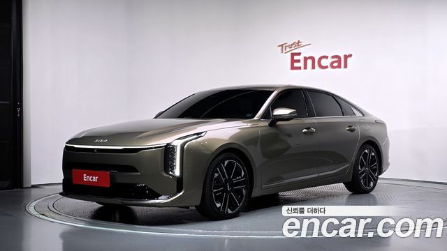 Kia K8 Hybrid Signature 2025 — фото 1