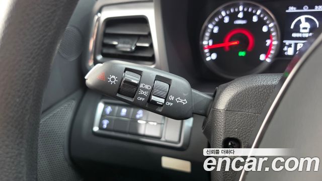 KG Mobility (SsangYong) Tivoli Air 1.5 A1 2WD 2022 — фото 21