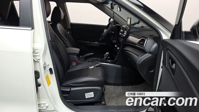 KG Mobility (SsangYong) Tivoli Air 1.5 A1 2WD 2022 — фото 32