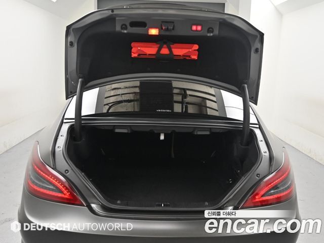 Mercedes-Benz CLS-Class (W218) CLS63 AMG 2013 — фото 23