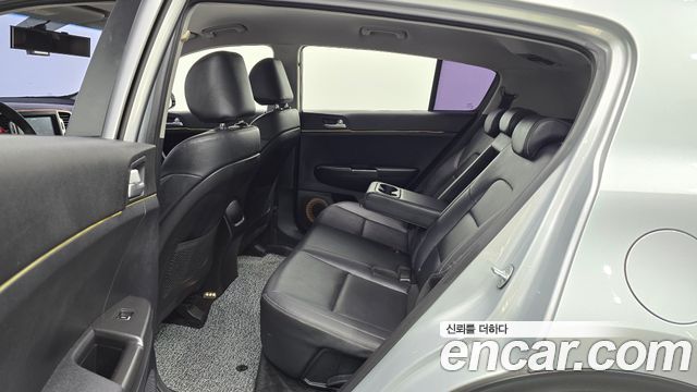 Kia Sportage (IV) Diesel 1.7 2WD Trendy 2017 — фото 11
