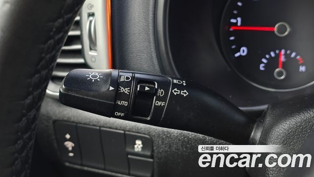 Kia Sportage (IV) Diesel 1.7 2WD Trendy 2017 — фото 17
