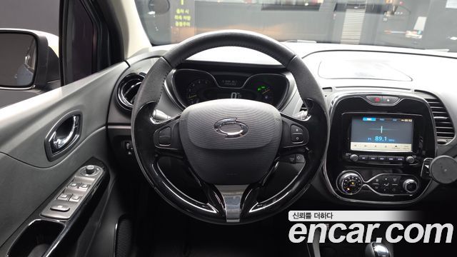 Renault Korea QM3 RE 2016 — фото 13