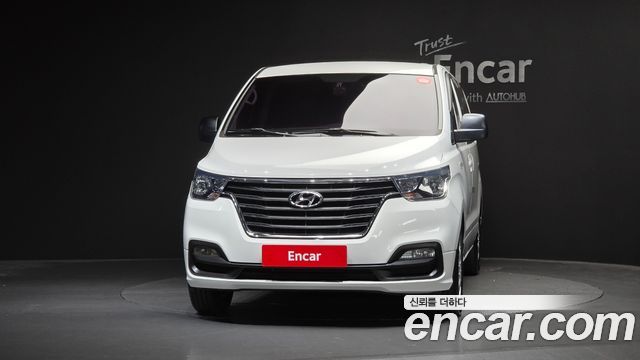 Hyundai Grand Starex Van 5-Seater Modern 2019 — фото 3