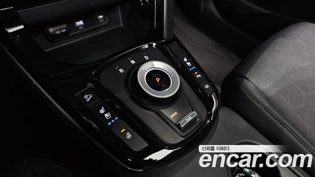 Kia Seltos Gasoline 1.6 Turbo 2WD Signature 2023 — фото 9
