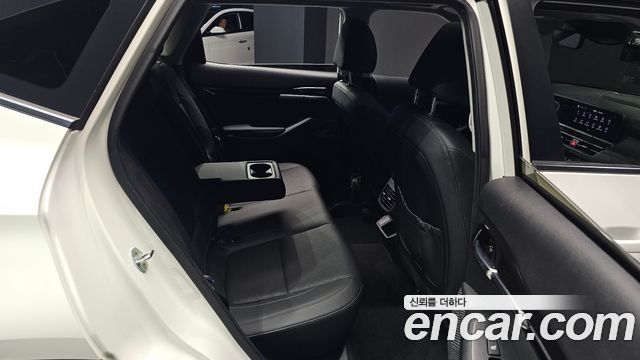 Kia Seltos Gasoline 1.6 Turbo 2WD Signature 2023 — фото 11