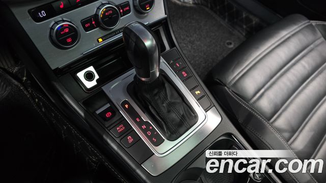 Volkswagen CC 2.0 TDI BlueMotion 2015 — фото 9