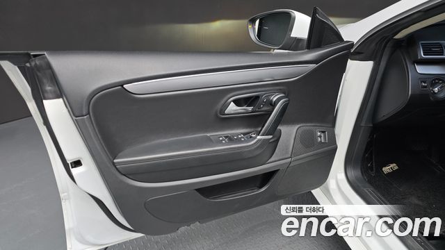 Volkswagen CC 2.0 TDI BlueMotion 2015 — фото 24