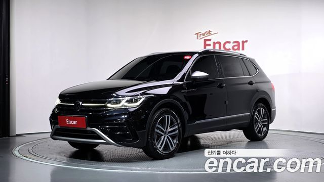 Volkswagen Tiguan Allspace 2.0 TSI Prestige 2023 — фото 1