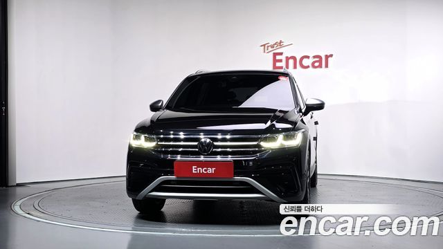 Volkswagen Tiguan Allspace 2.0 TSI Prestige 2023 — фото 3