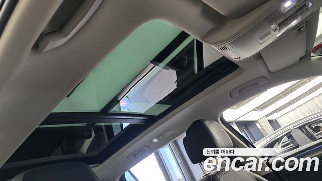 Volkswagen Tiguan Allspace 2.0 TSI Prestige 2023 — фото 21