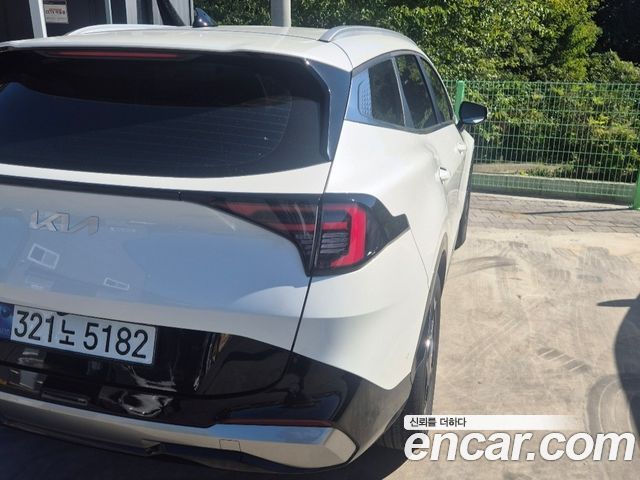 Kia Sportage (V) Gasoline 1.6 Turbo 2WD Signature 2025 — фото 7