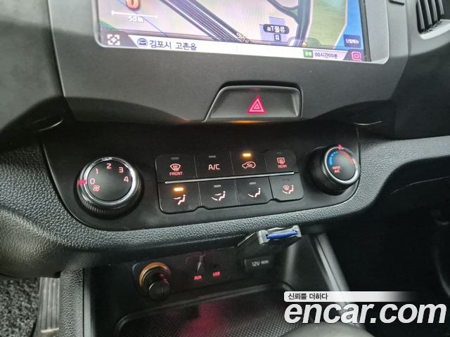 Kia Sportage R Diesel 2WD Luxury 2014 — фото 10