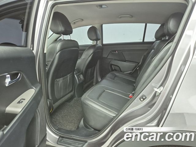 Kia Sportage R Diesel 2WD Luxury 2014 — фото 16
