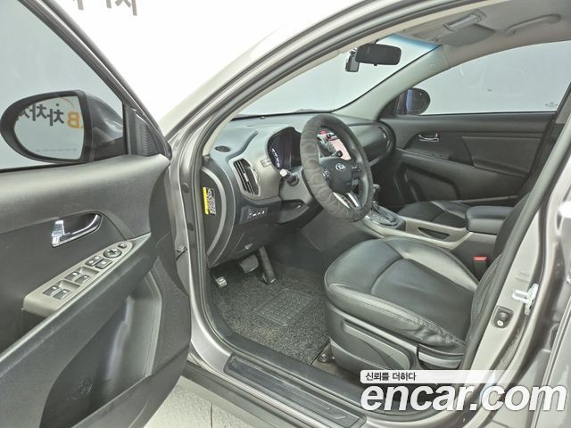 Kia Sportage R Diesel 2WD Luxury 2014 — фото 20