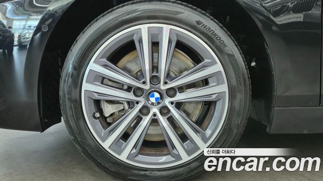 BMW 2 Series Gran Coupe (F44) 220i Advantage 2021 — фото 5