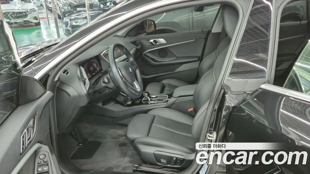 BMW 2 Series Gran Coupe (F44) 220i Advantage 2021 — фото 10