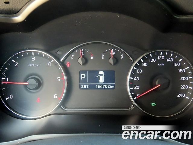 Kia Carens 1.7 VGT Prestige 2017 — фото 9