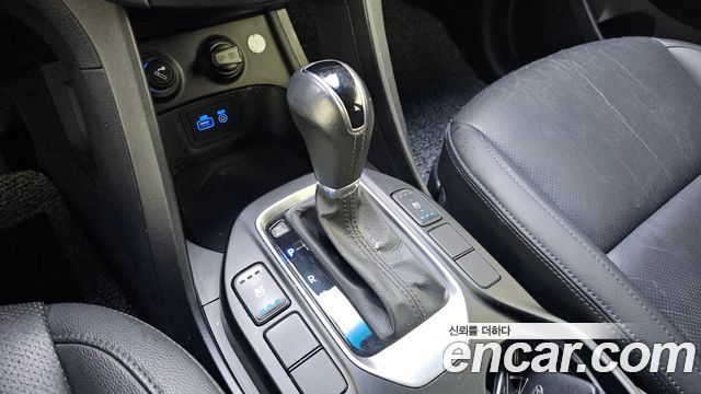 Hyundai Santa Fe The Prime Diesel 2.0 2WD Premium 2016 — фото 9