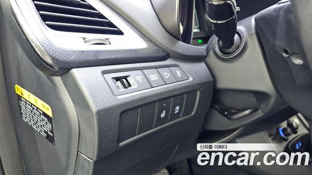 Hyundai Santa Fe The Prime Diesel 2.0 2WD Premium 2016 — фото 16
