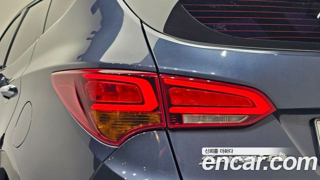 Hyundai Santa Fe The Prime Diesel 2.0 2WD Premium 2016 — фото 23