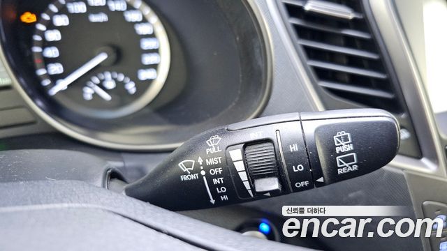 Hyundai Santa Fe The Prime Diesel 2.0 2WD Premium 2016 — фото 28