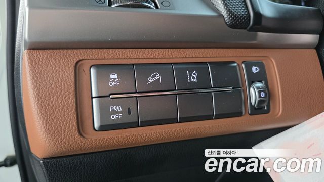 KG Mobility (SsangYong) Rexton Sports Khan Diesel 2.2 4WD Professional S (5-Link) 2019 — фото 12