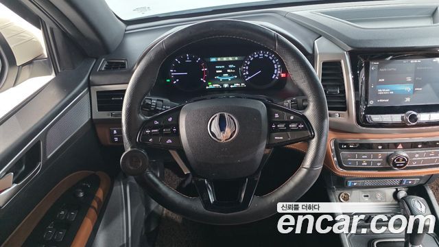 KG Mobility (SsangYong) Rexton Sports Khan Diesel 2.2 4WD Professional S (5-Link) 2019 — фото 13