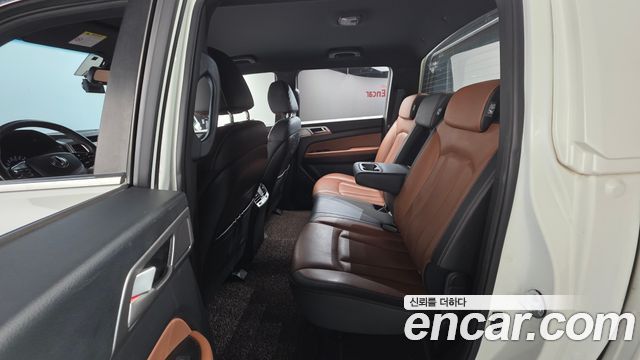 KG Mobility (SsangYong) Rexton Sports Khan Diesel 2.2 4WD Professional S (5-Link) 2019 — фото 17