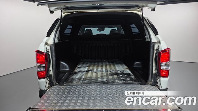 KG Mobility (SsangYong) Rexton Sports Khan Diesel 2.2 4WD Professional S (5-Link) 2019 — фото 20