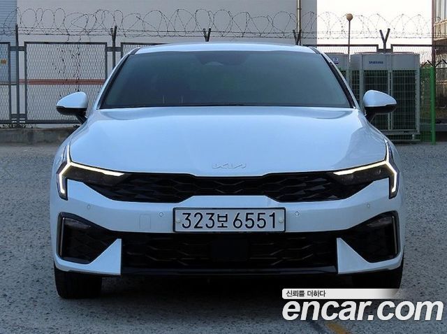 Kia K5 (III) 2.0 Prestige 2024 — фото 1