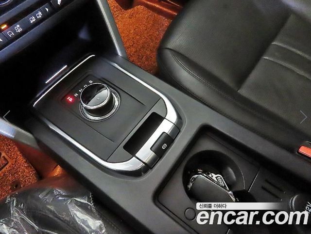 Land Rover Discovery Sport 2.0 TD4 SE (150PS) 2019 — фото 16