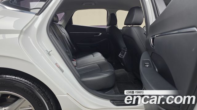 Hyundai Sonata (DN8) 2.0 LPG(rental car) Smart 2020 — фото 14