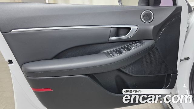 Hyundai Sonata (DN8) 2.0 LPG(rental car) Smart 2020 — фото 29