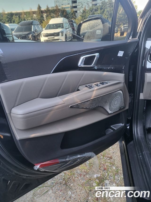 Kia Carnival (IV) Gasoline 4-Seater Hi Limousine (Special) 2026 — фото 9
