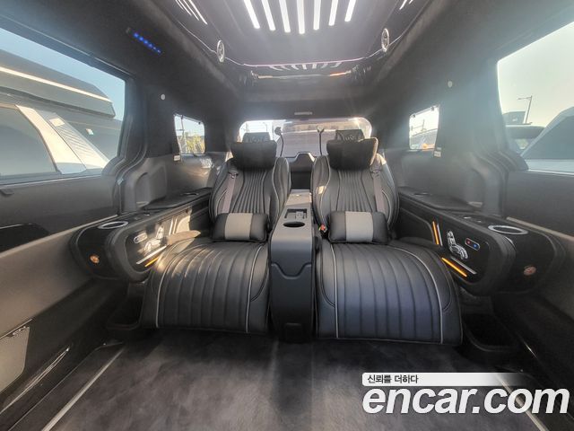 Kia Carnival (IV) Gasoline 4-Seater Hi Limousine (Special) 2026 — фото 16