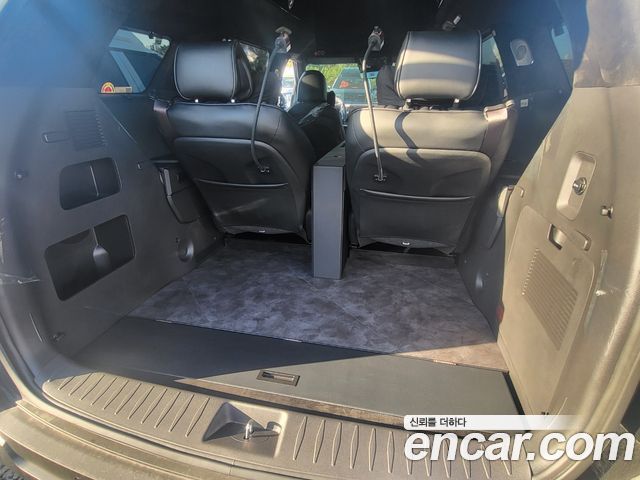 Kia Carnival (IV) Gasoline 4-Seater Hi Limousine (Special) 2026 — фото 19