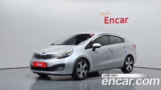 Kia Pride 1.6 GDI Sedan Prestige