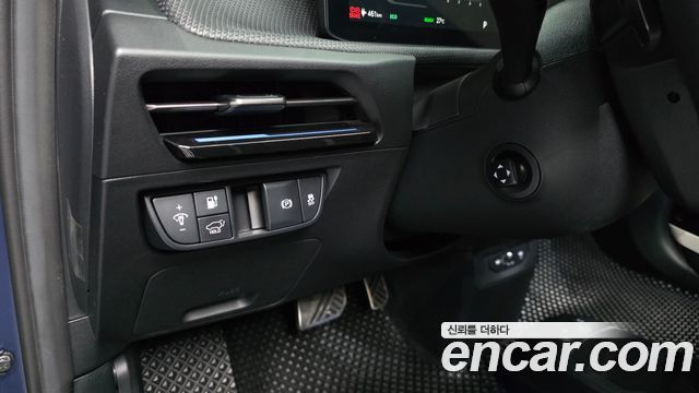Kia EV6 Long Range 4WD GT Line 2025 — фото 31
