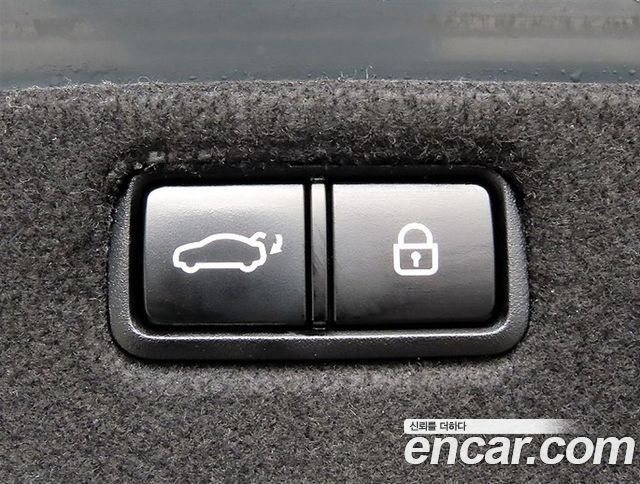Genesis G80 3.8 GDI AWD Finest 2018 — фото 21